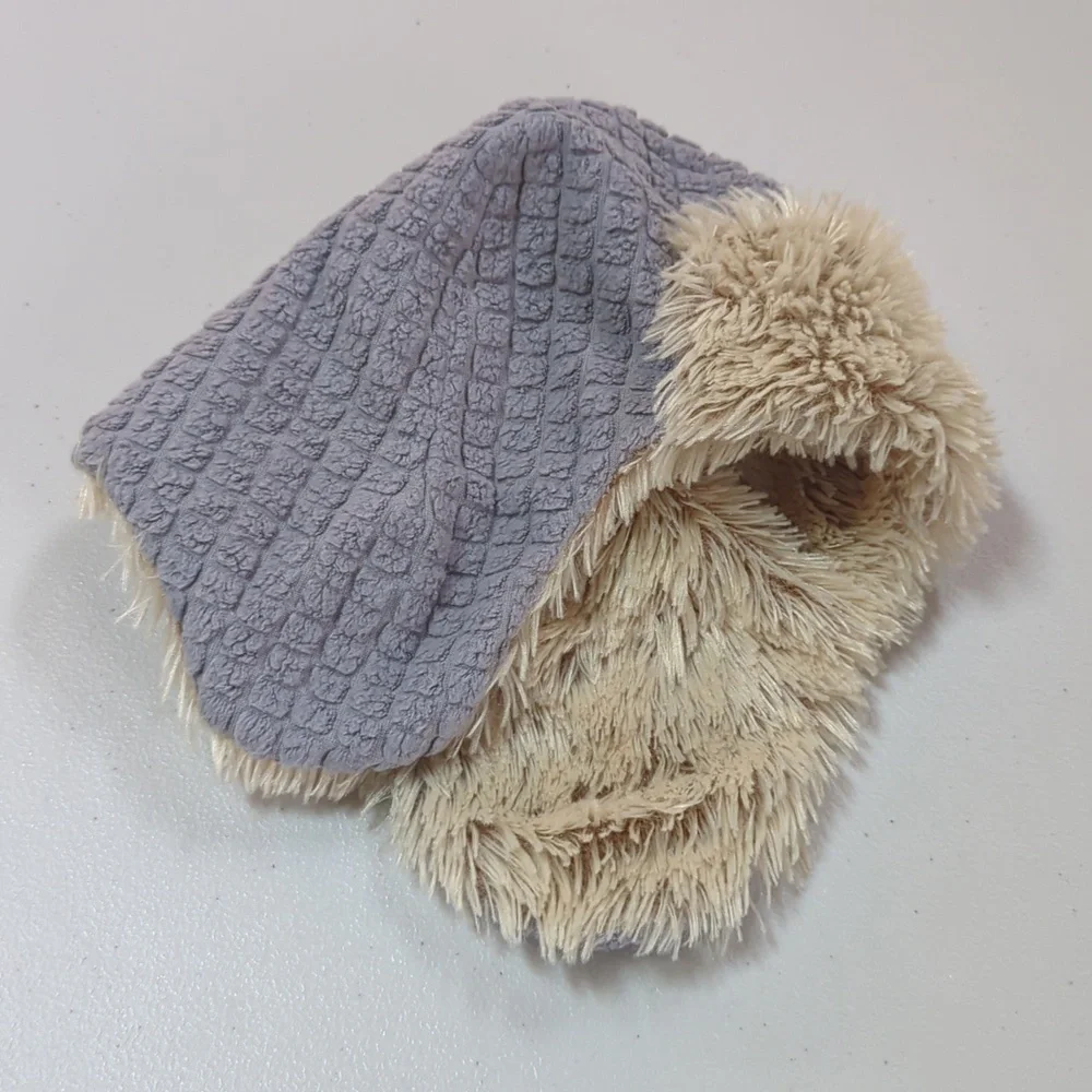 Zutano, 24 month,toddler trapper hat.